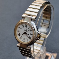 Dunhill Millennium Date Women’s Quartz Watch 25mm case, wristsize 19cm.