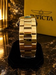 Invicta Pro Diver Currentwave Men’s Watch – 43mm. Gold (30026)