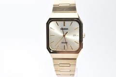 Excellent condition CASIO MTP B185G 9A Gold Watch