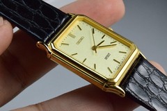 Vintage watch Seiko Spirit 5E31-5B60 Yellow Men Quartz Tank 27mm