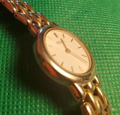 Ladies Seiko V700-6379 Wrist watch