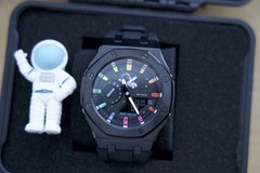 SpaceOak Astronaut In Flying Saucer Edition – Unique, Handcrafted Sports Watch
