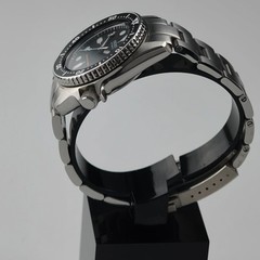 Seiko SKX013 7S26-0030 Midsize Automatic Diver Watch – High-End MiLTAT Strap