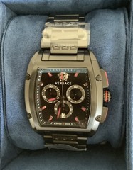 NIB AUTHENTIC VERSACE DOMINUS MENS TRIPLE BLACK SWISS CHRONOGRAPH