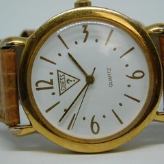GUESS Gold Tone Case Quartz Analog Unisex Watch New Battery