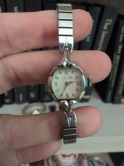 Collection Of 4 Vintage Watches – Gruen, Timex, Guess, Vera Bradley
