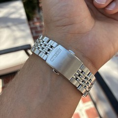 GORGEOUS Citizen Men’s Tank Watch