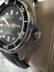 Vintage Casio 343 MMA-200W quartz analog-digital diver watch from the late 1980s