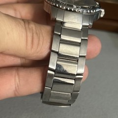 Vintage Guess Men’s Watch Big Wrist 100m 330ft New Battery VGUC G95377g HEAVY