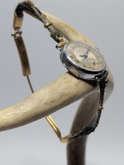 ✨ANTIQUE✨ 1920’s Dahlia Wristwatch w/ Sub-seconds Hand – Vintage Watch