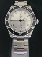 Watchdives WD7922 37mm VH31 Quartz Watch Black Bezel, Silver Dial, White Indices