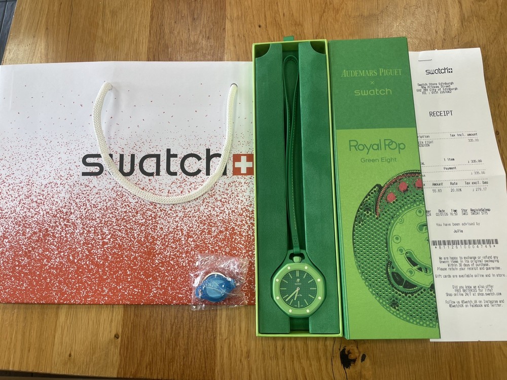 ✅AP X SWATCH| GREEN EIGHT | BRAND NEW SEALED | BAG, BOX AND RECEIPT✅🚚💨