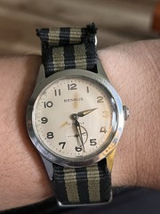 BENRUS 17j WWII Era Military Style DN21 Vintage 34mm Watch NO BACK Parts Repair