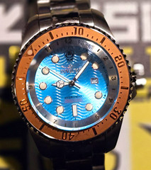 Invicta Hydromax Men’s Diver Quartz Date Blue Wave Dial 52mm SS 1000m