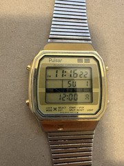Vintage Pulsar Alarm Chronograph Digital Watch W604-500C Runs w/ Stretch Band