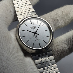 Seiko “Emblem” May 1975 Silver Disco Volanté Original Bracelet (4120-9000)