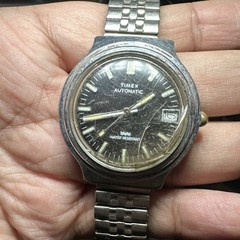 Works Vintage Timex Viscount Automatic Day/Date Mens Watch 37mm- Need Crystal