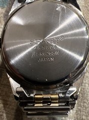 Sharp Vintage Mens Quartz Watch SR626SW Day & Date & Gold Silver Expandable Band