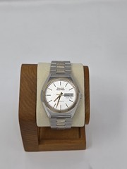 Vintage Bulova Accutron Dual Day Quartz Men’s Watch Two-Tone SS Original Band