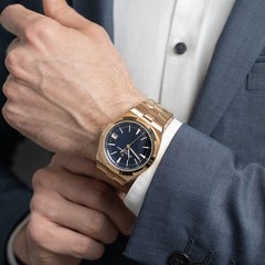 Vacheron Constantin Overseas Watch 41MM Blue Index Hour Markers Dial Rose Gold
