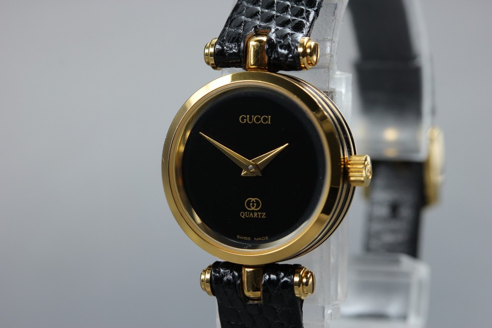 [Near MINT] Gucci 2000L 22mm Black Dial Gold Women’s Quartz Watch From JAPAN