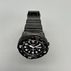 Casio 5125 MRW-200H Mens Watch 43mm Black Dial Day Date 100M New Battery