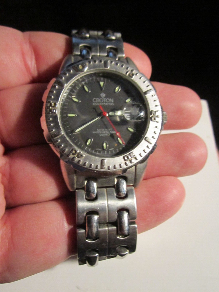 VINTAGE CROTON AQUAMATIC WATCH HEAVY CASE RUNS GREAT FITS 8 1/2″ WRIST – BBA25A
