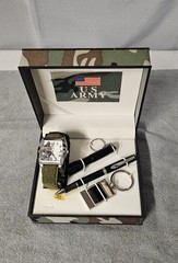 🪖US Army Quartz Watch Set Compass Flashlight Pen Key Chain W/Camouflage Box