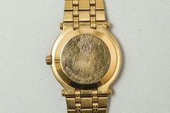 *NEAR MINT* Vintage GUCCI 9200L Quartz Date Gold Dial Swiss Made 7J 25mm Women’s