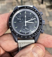 Men’s Black Chronograph Tachymeter Wristwatch Gray Leather Strap Analog