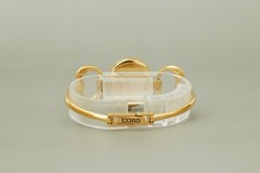 [Near MINT] Vintage GUCCI 1600 25mm White Gold Shell Dial Quartz Women’s Watch