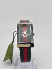 Gucci G-Frame YA147408 Women’s Green and Red Swiss Quartz Watch ⌚
