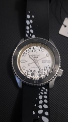 Seiko 5 Trafalgar D Water One Piece Law Limited Edition 42 mm Automatic SRPH63K1