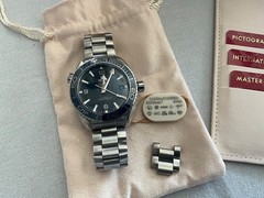 Omega Seamaster Planet Ocean 600M Steel Auto 43mm Blue Dial 215.30.44.21.03.001