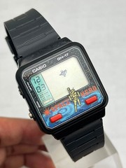 RARE CASIO DIGITAL 920 GH-17 SPACE HERO GAME WATCH JAPAN 1984 READ DESCRIPTION