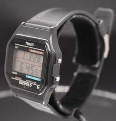 Vtg 1997 TIMEX INDIGLO Digital Watch Chrono Alarm Retro 90s Classic NEW BATTERY