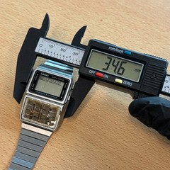 Casio DBC-610 Watch – Digital Calculator Databank Vintage – For Parts Or Repair