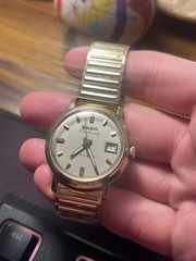 Bulova 23 Jewels Automatic Date Gold Tone 33mm Silver Dial Bracelet 1963 RUNS!