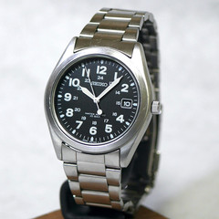 SEIKO SPIRIT 7N42-8260 Luminous Date Military Men’s Field Watch 2011 Japan