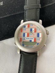 Year 2000 Wrist Watch 1.5″ Red White Blue France & USA Flags Black Leather Strap