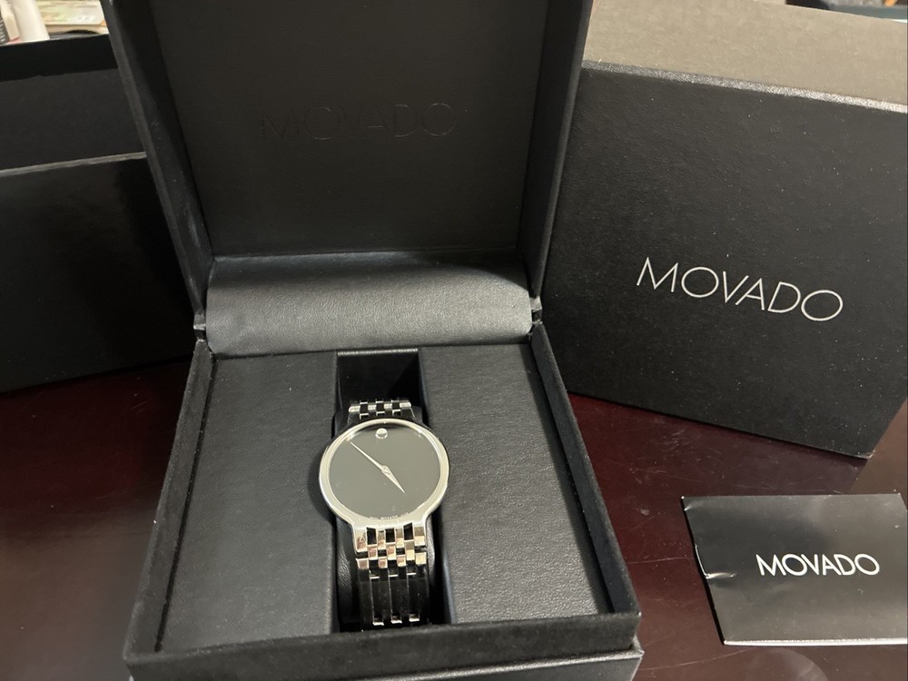 BRAND NEW MOVADO MENS MUSEUM CLASSIC SILVER DIAL STAINLESS STEEL WATCH