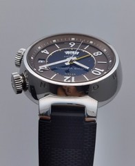Louis Vuitton Tambour Reveil GMT Alarm Date Automatic Brown Dial Steel – Q1151 –