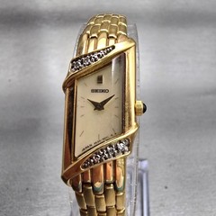 Seiko Watch Women 14mm MOP Dial Gold Tone Gemmed 2E20-7399 New Battery Vintage