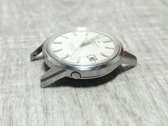 Silk-textured dial SEIKO Sportsmatic Calendar Silver
