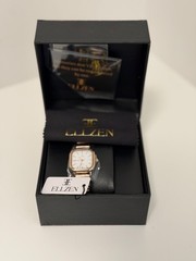 Ellzen Women’s Watch Elegant Rose Gold Tone Minimalist Dial, NIB