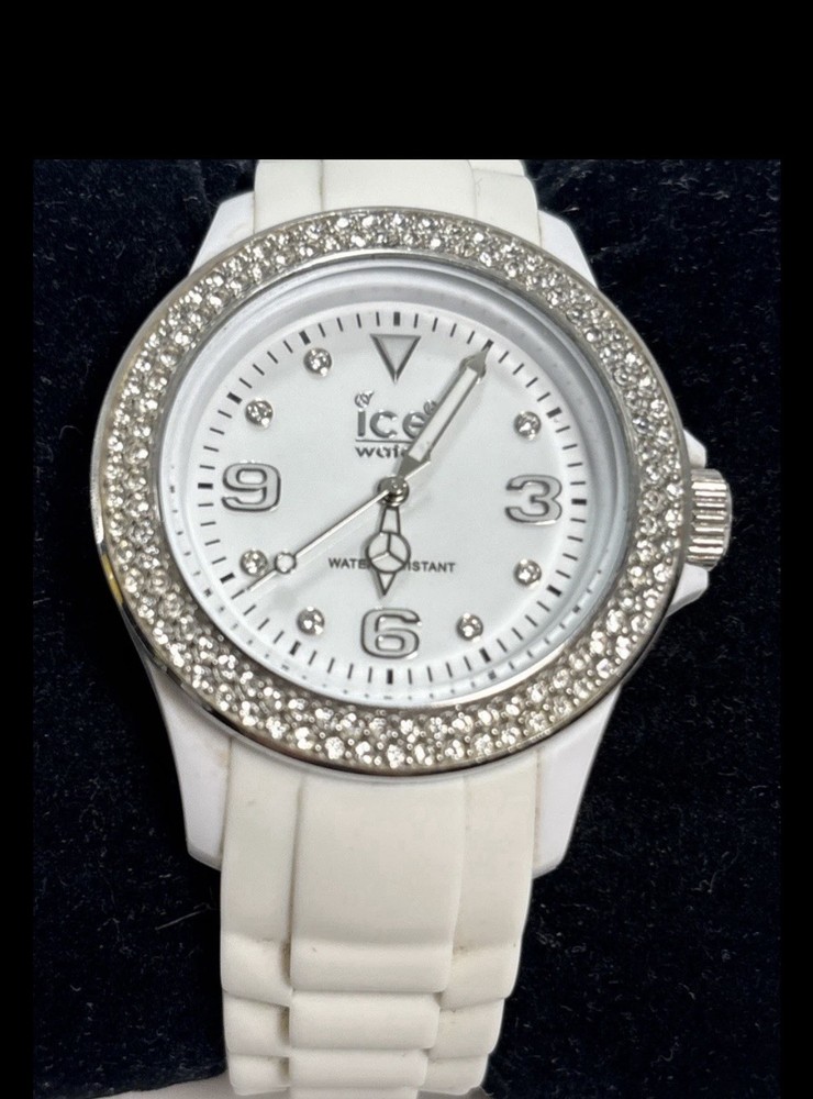 Ice-Watch ST.WS.B.S.11 Women’s Stone Sili White Silicone Strap Swarovski Watch
