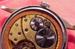 VINTAGE 32mm Wasserdicht Edelstahl WW 2 WRISTWATCH 15J REVUE GT STAFF BROKEN