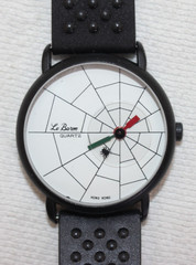 Vintage LE BARON Ladies/Womens Watch Spider Web Green/Red Hands, WORKS!! 30mm