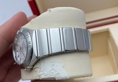 *Box/Papers* Omega Constellation Ladies Quartz Watch 27mm 123.10.27.60.05.002