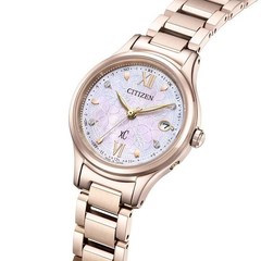 CITIZEN xC 30 SAKURA model 2200 pieces worldwide Safe packing!